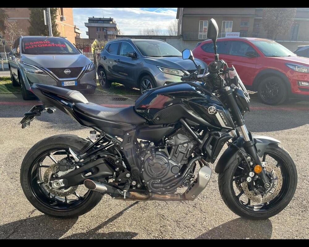Yamaha MT-07 Pure (2023 - 25) (4)