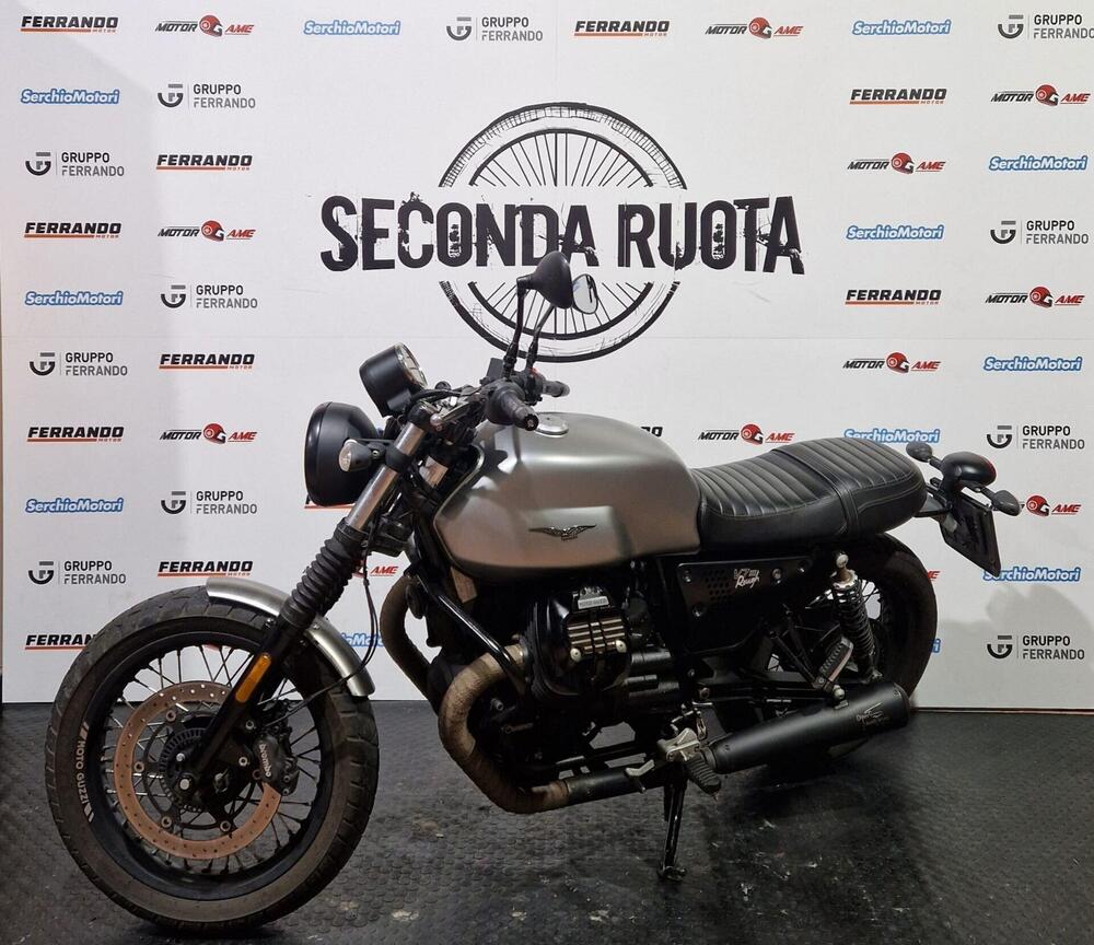 Moto Guzzi V7 III Rough (2018 - 20) (3)