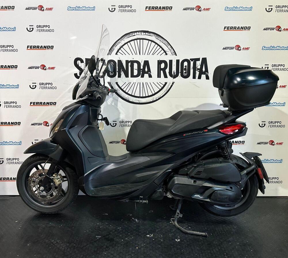 Piaggio Beverly 400 ABS-ASR (2021 - 24) (2)