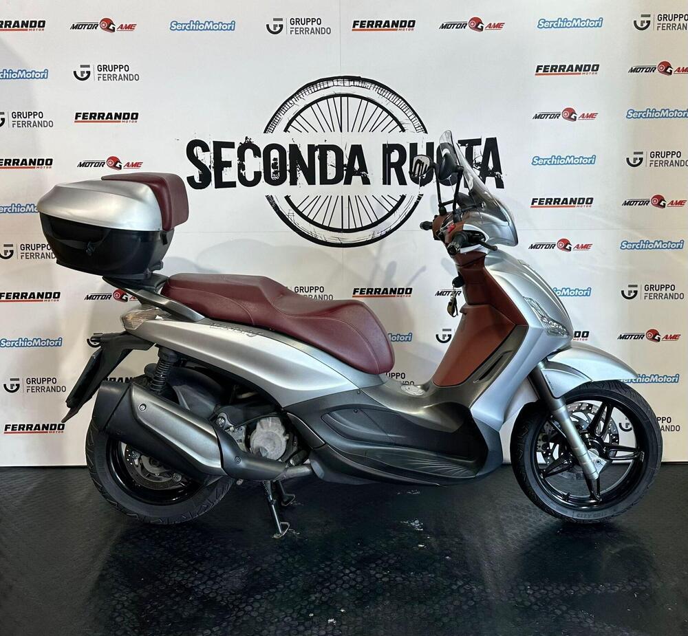 Piaggio Beverly 350 SportTouring ie ABS (2011 - 17)