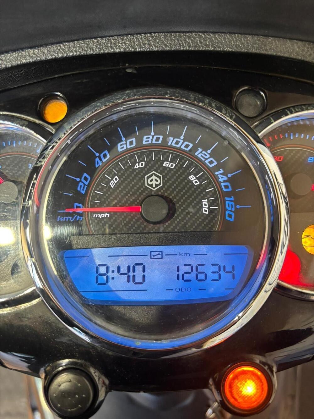 Piaggio Beverly 300 i.e. ABS-ASR (2016 - 20) (5)