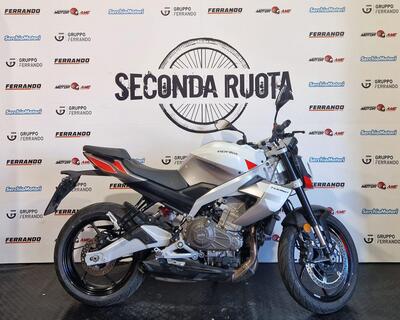 Aprilia Tuono 457 (2025 - 26) usata