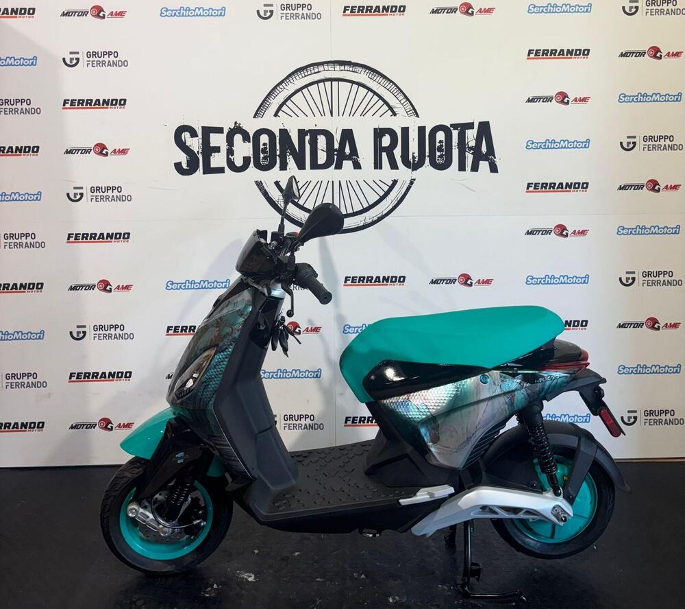 Piaggio 1 Feng Chen Wang (2022 - 24) (2)