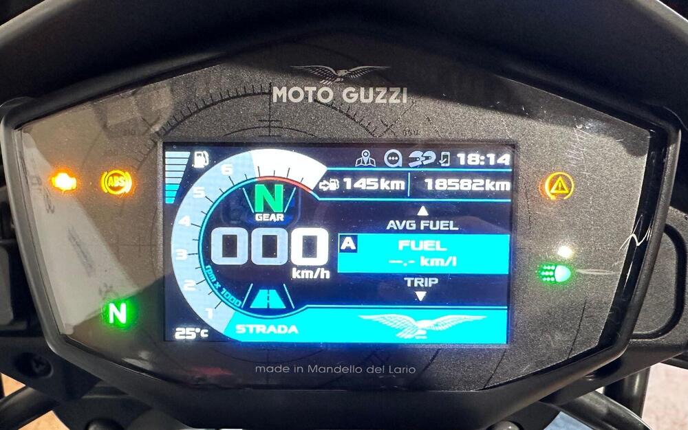 Moto Guzzi V85 TT (2019 - 20) (5)