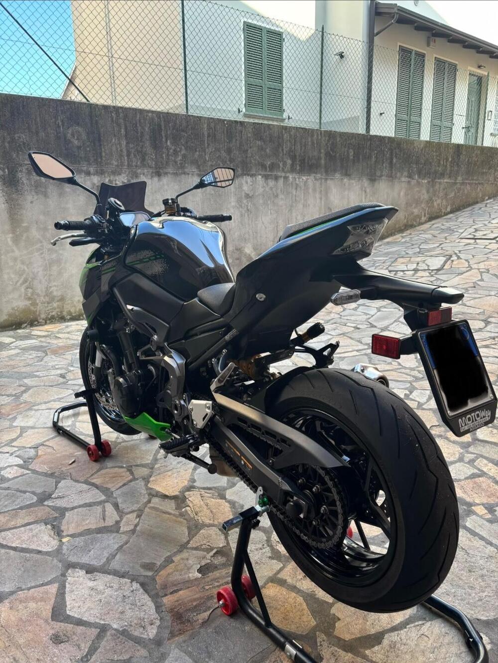 Kawasaki Z 900 SE (2022 - 24) (2)