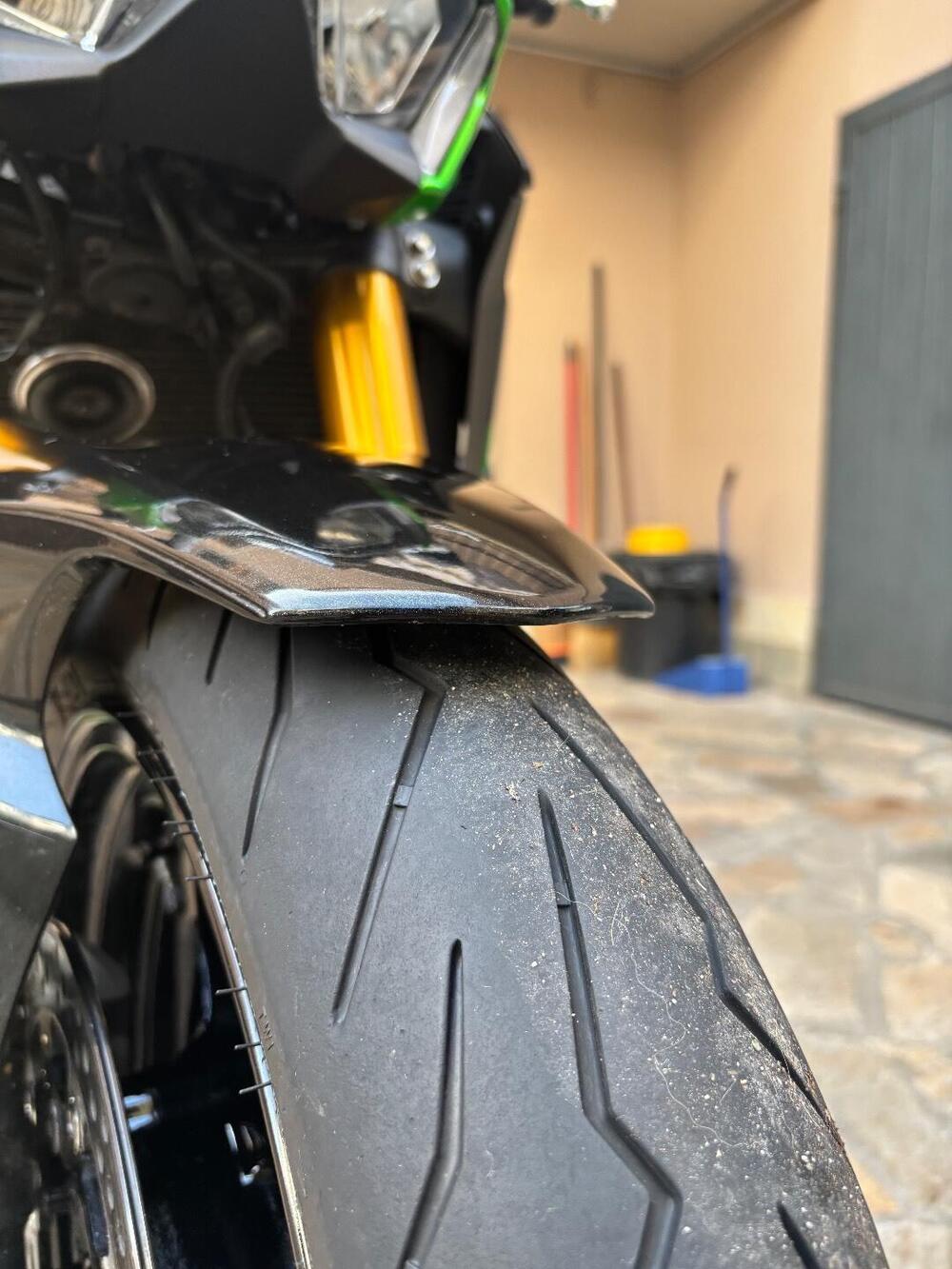 Kawasaki Z 900 SE (2022 - 24) (8)