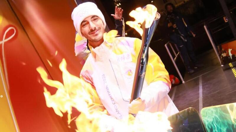 MotoGP 2026. Pecco Bagnaia tedoforo a Torino: &egrave; lui ad accendere il braciere olimpico [VIDEO]