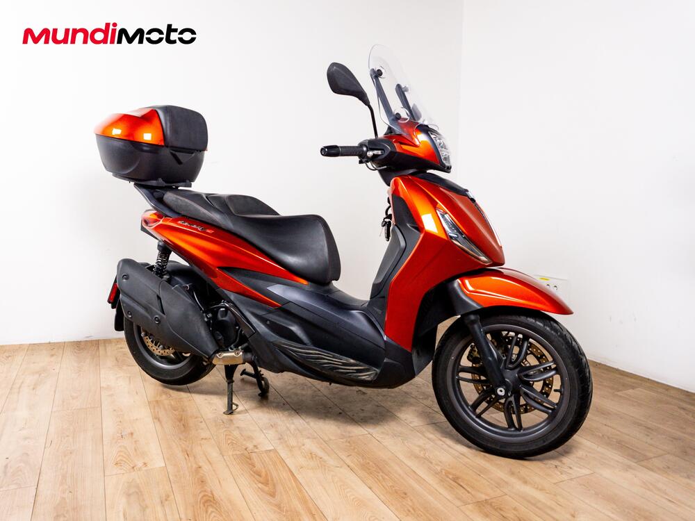 Piaggio Beverly 400 S (2025 - 26) (2)
