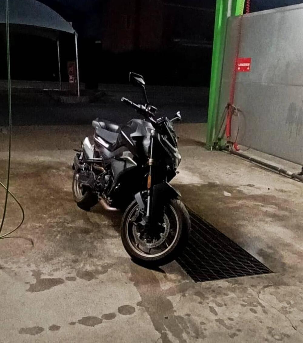 CFMOTO 800NK Sport (2023 - 26) (4)