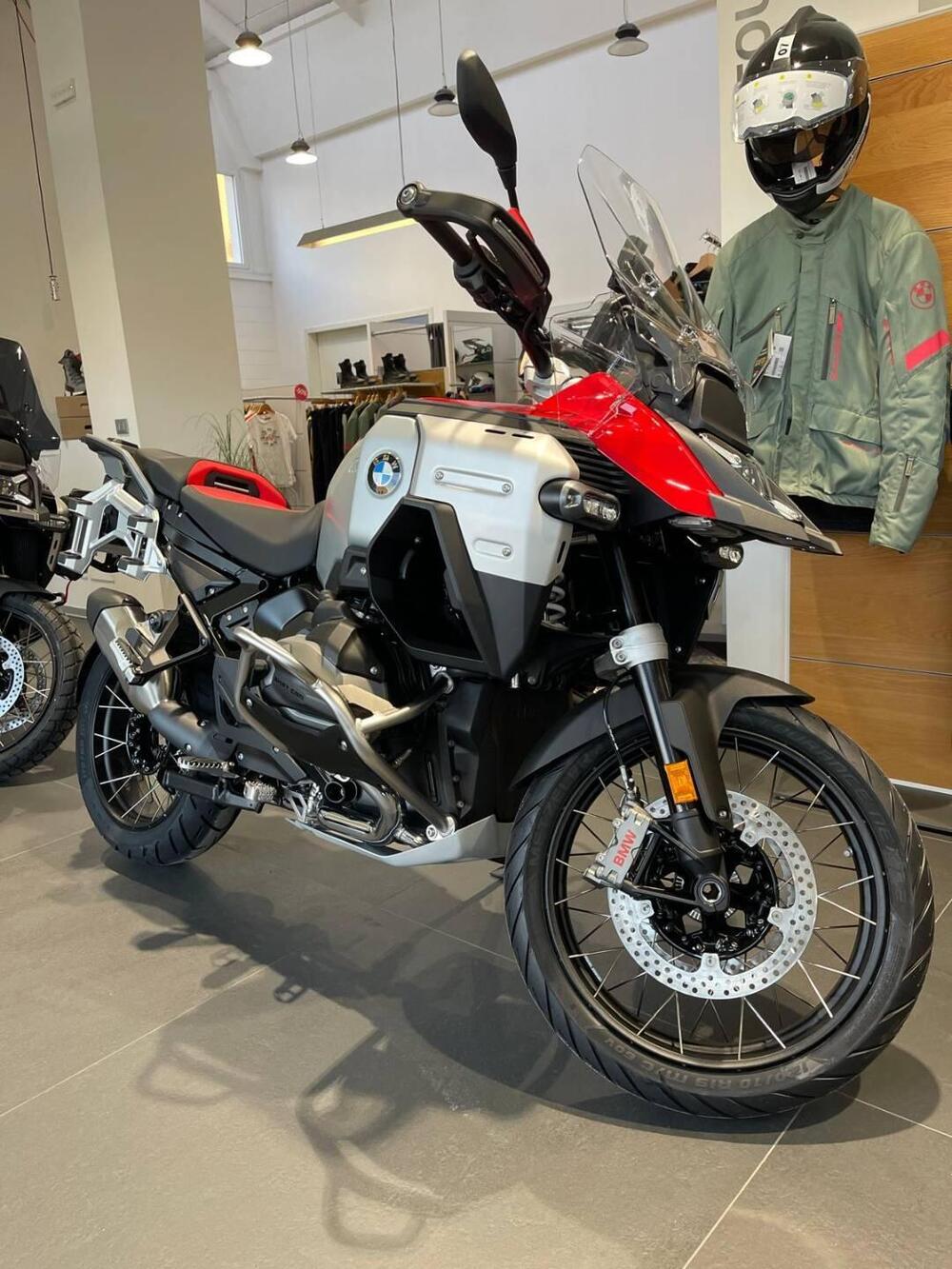 Bmw R 1300 GS Adventure (2025 - 26) (4)