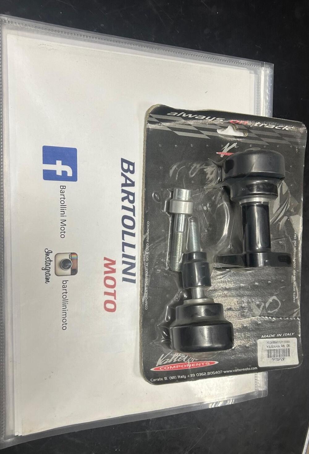 Tamponi para-telaio per Yamaha R6 Valter Moto Components