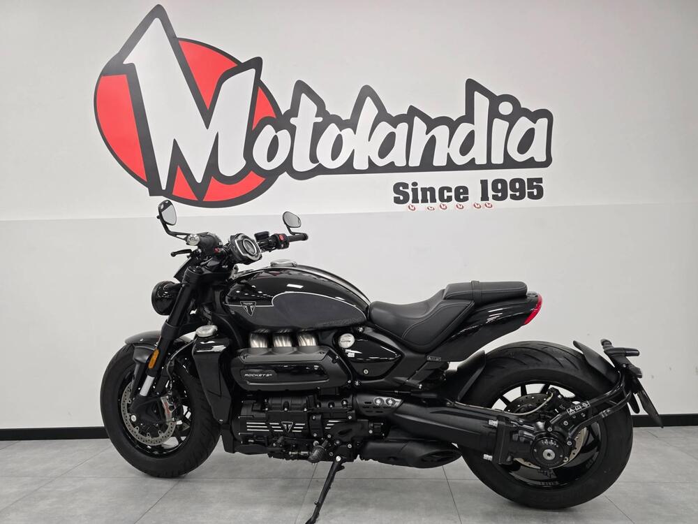 Triumph Rocket 3 Storm R (2024 - 26) (2)