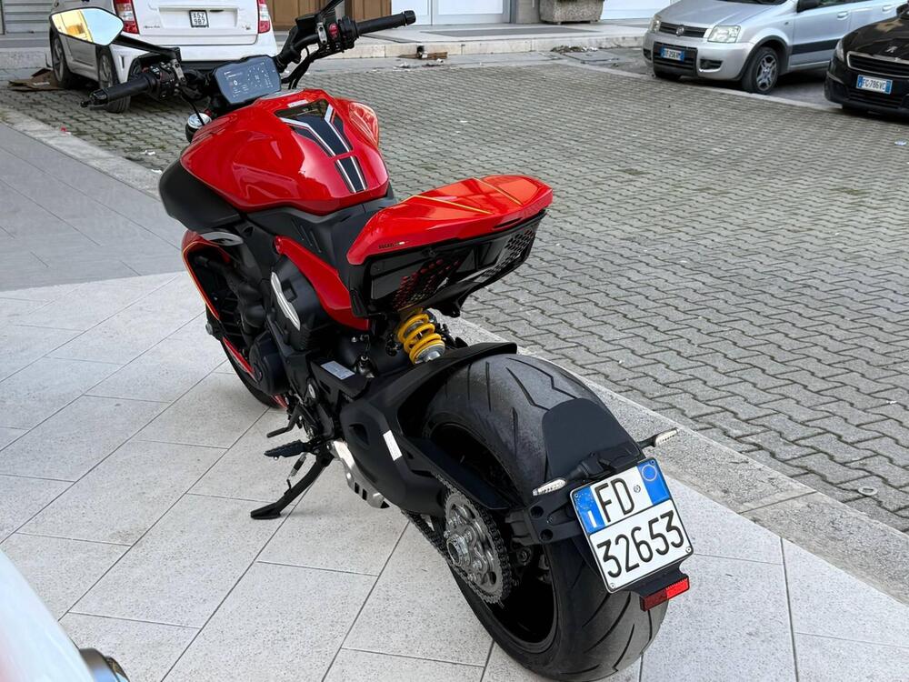 Ducati Diavel V4 (2023 - 26) (2)
