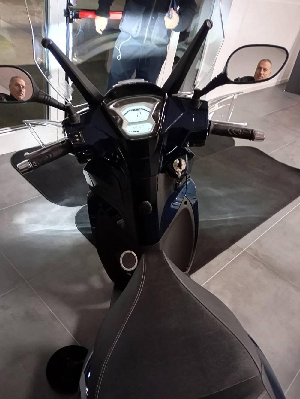 Kymco People 125i S (2021 - 25) (3)