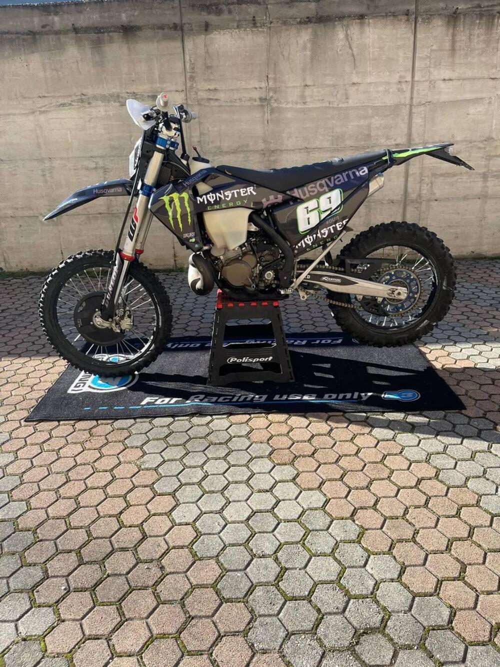 Husqvarna TE 300i Rockstar Edition (2022)