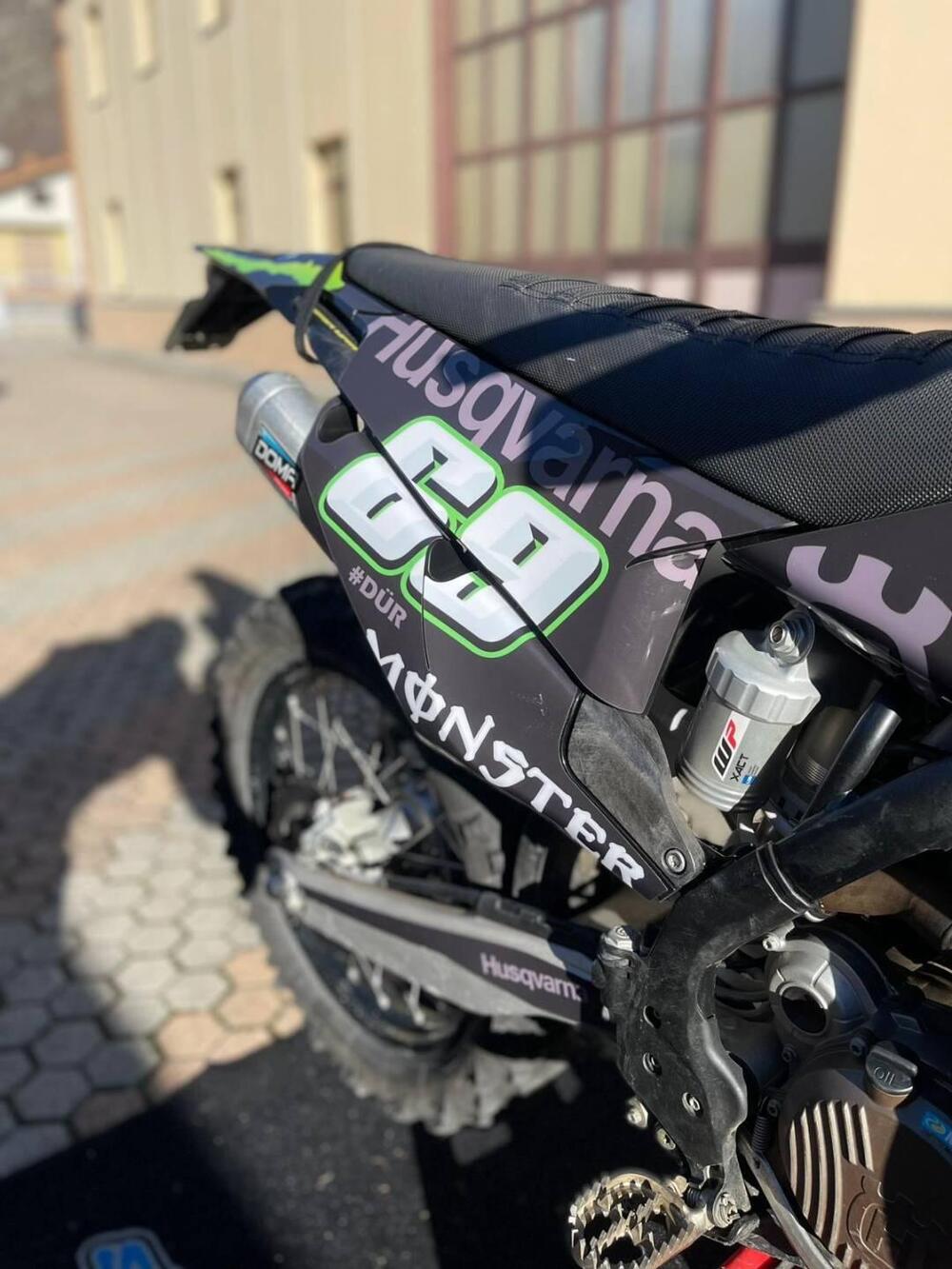 Husqvarna TE 300i Rockstar Edition (2022) (10)