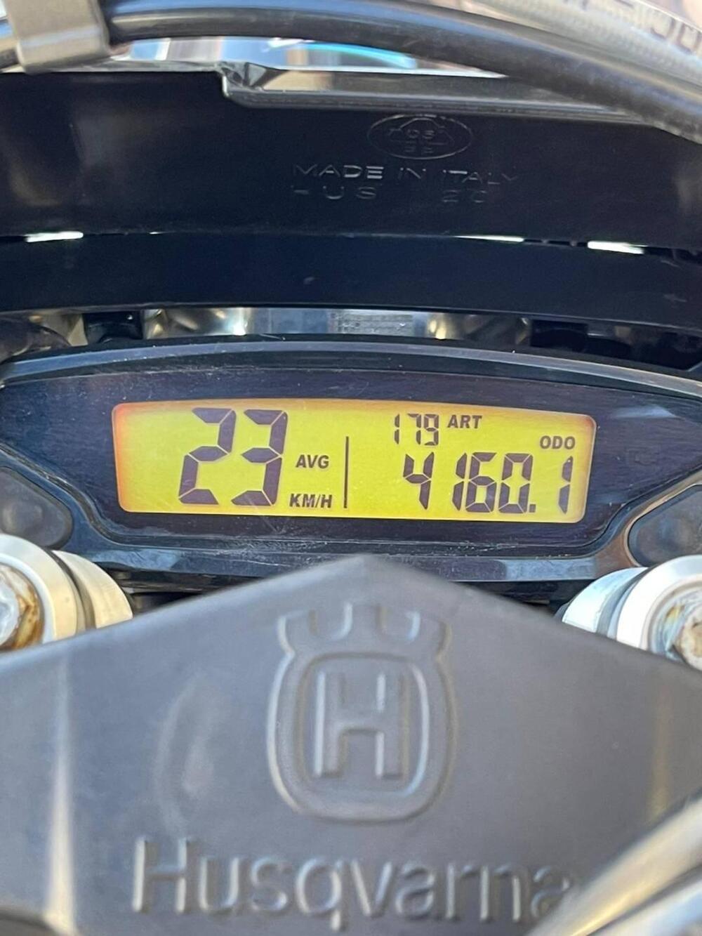 Husqvarna TE 300i Rockstar Edition (2022) (20)