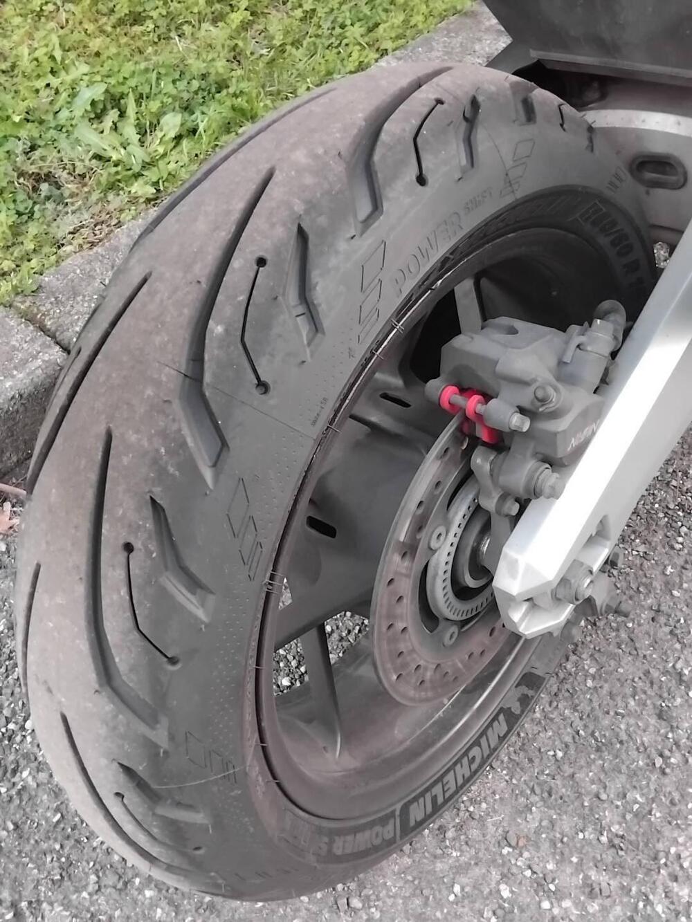 Honda Forza 750 DCT Urban (2021 - 24) (6)