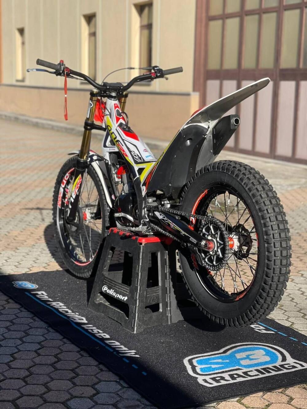 TRS Motorcycles One 300 RR (2025) (9)