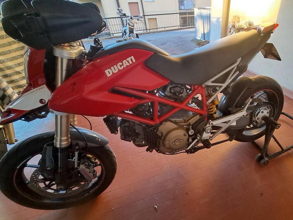 Ducati Hypermotard 1100 S (2007 - 09) (3)