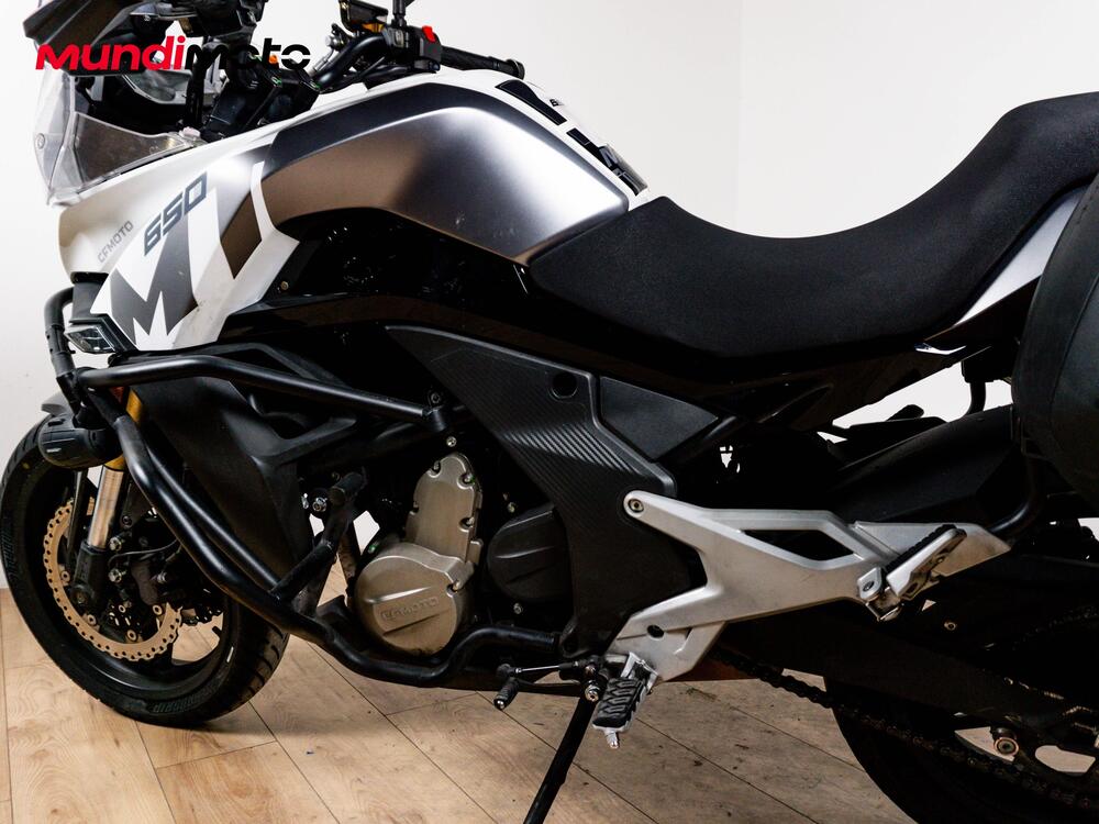 CFMOTO 650MT (2019 - 20) (10)