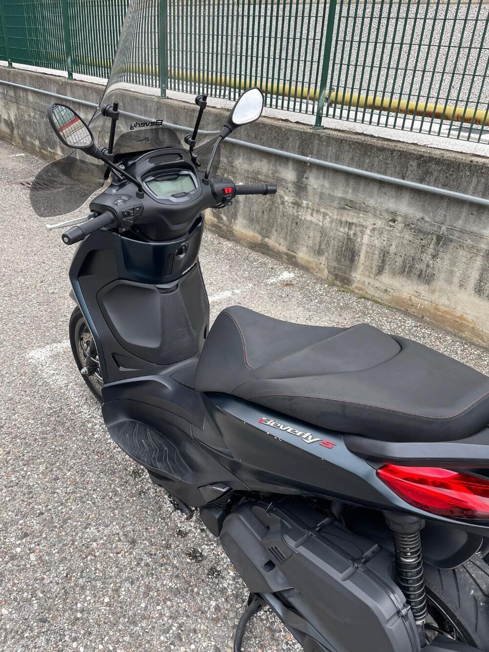 Piaggio Beverly 400 S ABS-ASR (2021 - 24) (4)