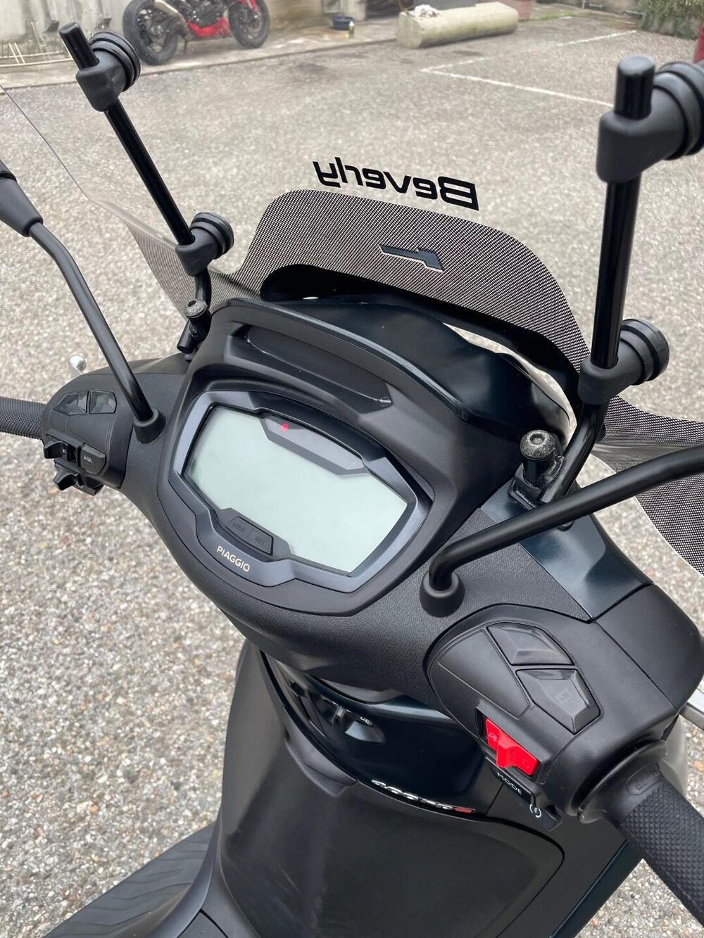 Piaggio Beverly 400 S ABS-ASR (2021 - 24) (5)