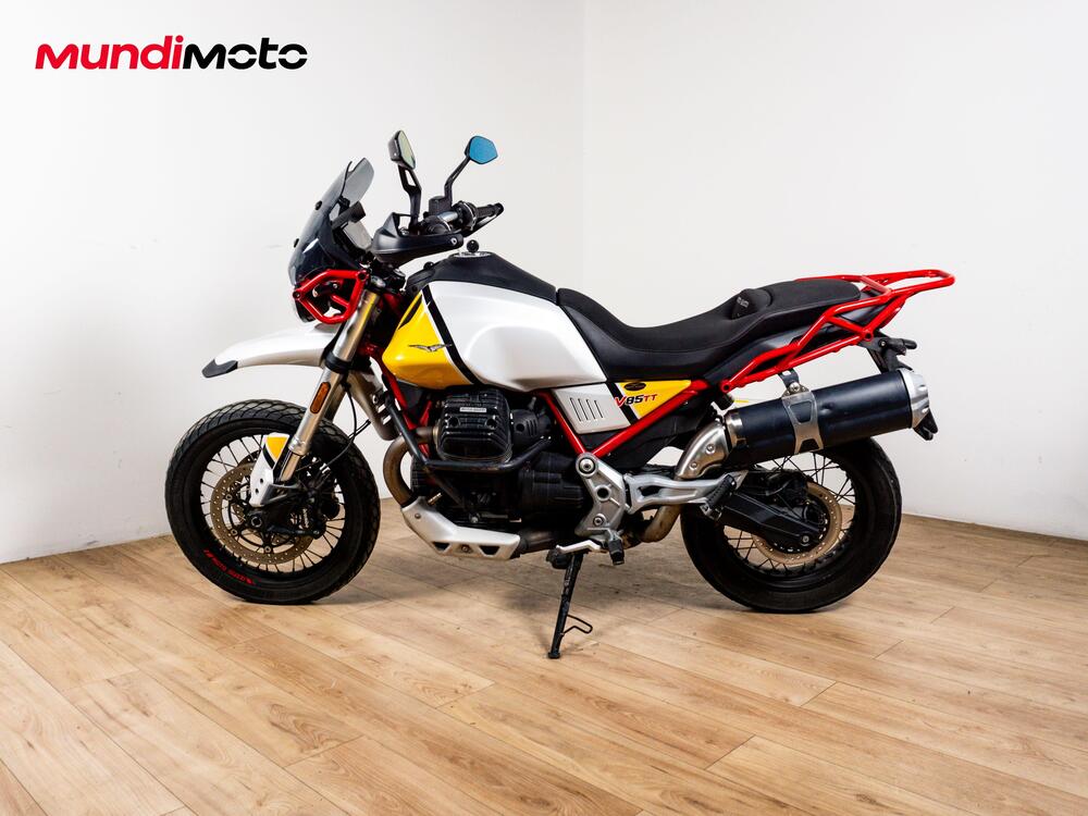 Moto Guzzi V85 TT Evocative Graphics (2021 - 23) (6)