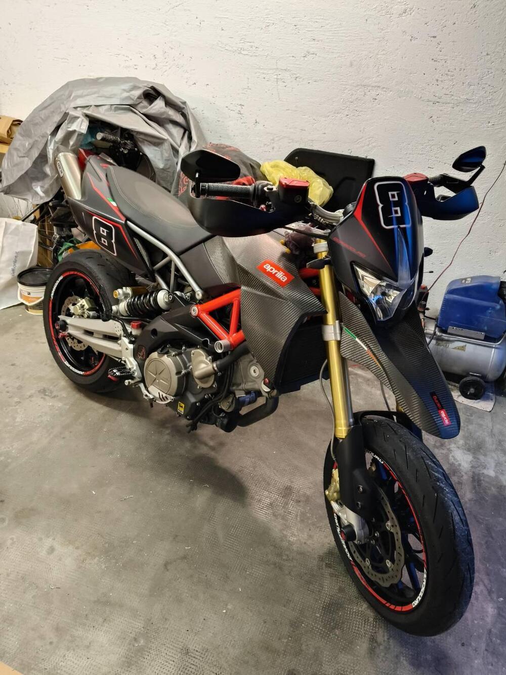 Aprilia Dorsoduro 750 Factory (2010 - 13) (3)