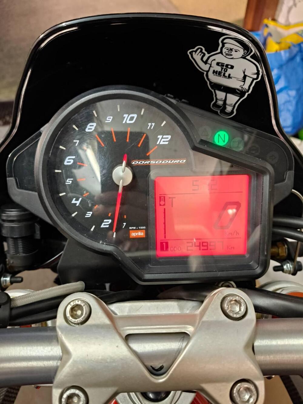 Aprilia Dorsoduro 750 Factory (2010 - 13) (8)