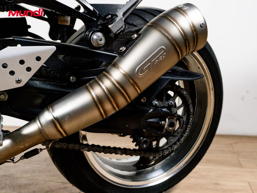 Kawasaki Z 1000 (2010 - 13) (22)