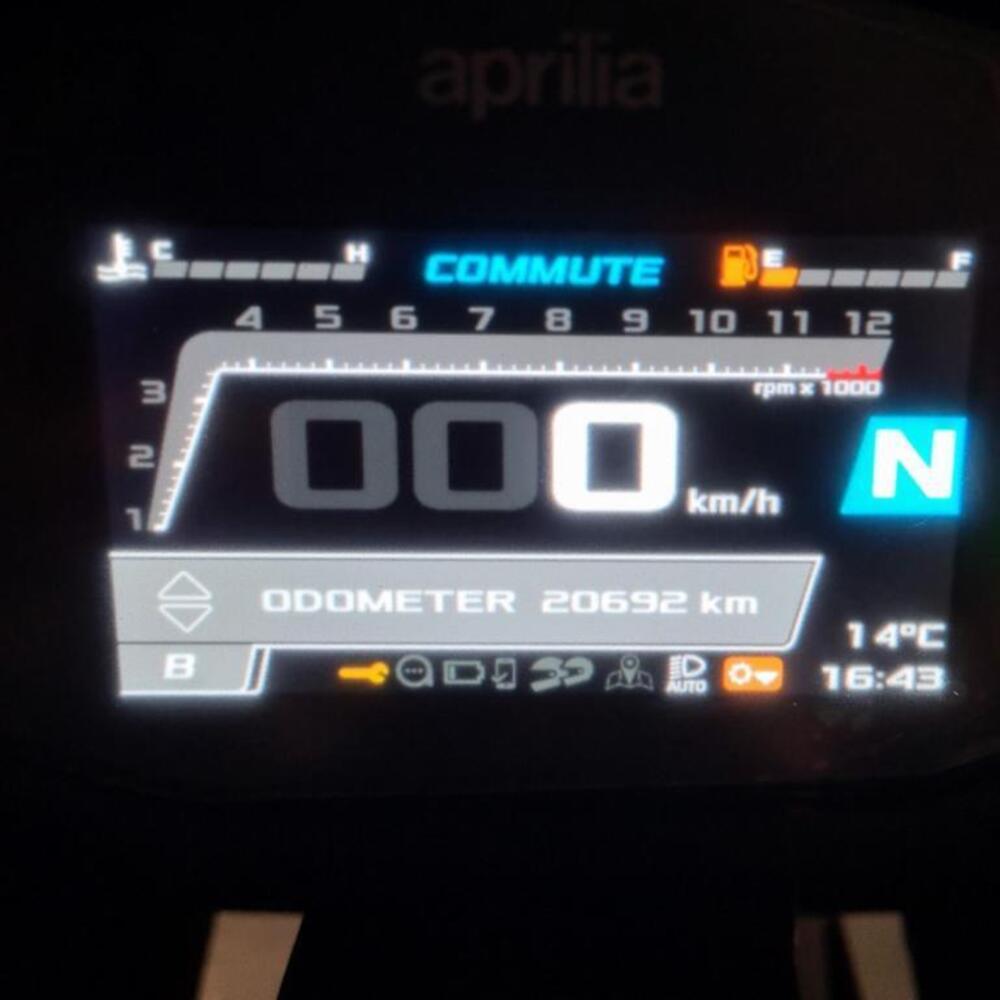 Aprilia RS 660 trofeo (2021 - 22) (5)