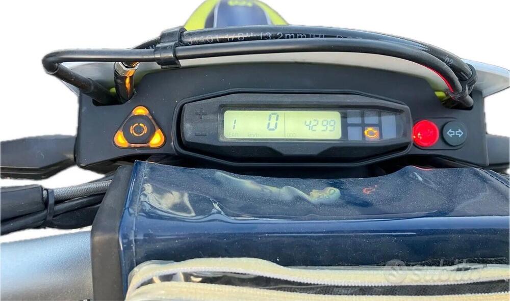 Husqvarna 701 Enduro (2022) (3)