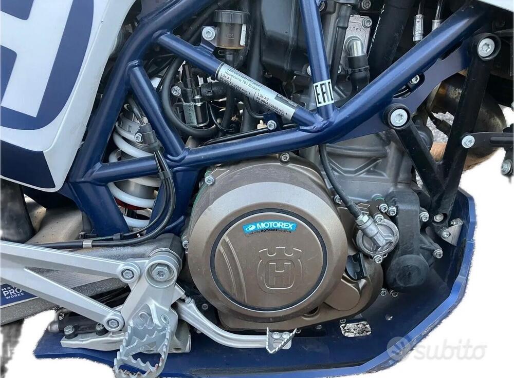 Husqvarna 701 Enduro (2022) (4)