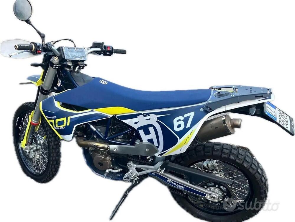Husqvarna 701 Enduro (2022) (2)