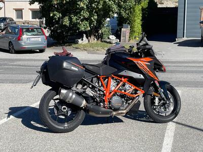 KTM 1290 Super Duke GT (2021) usata