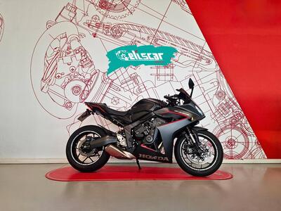 Honda CBR 650 R E-Clutch (2024 - 26) usata
