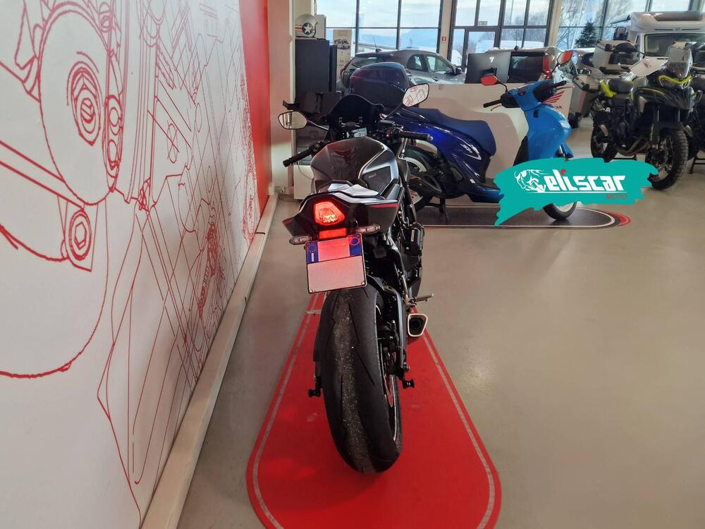 Honda CBR 650 R E-Clutch (2024 - 26) (4)