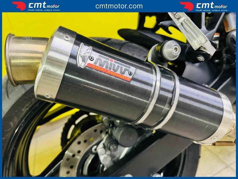 Suzuki GSR 750 (2010 - 15) (7)