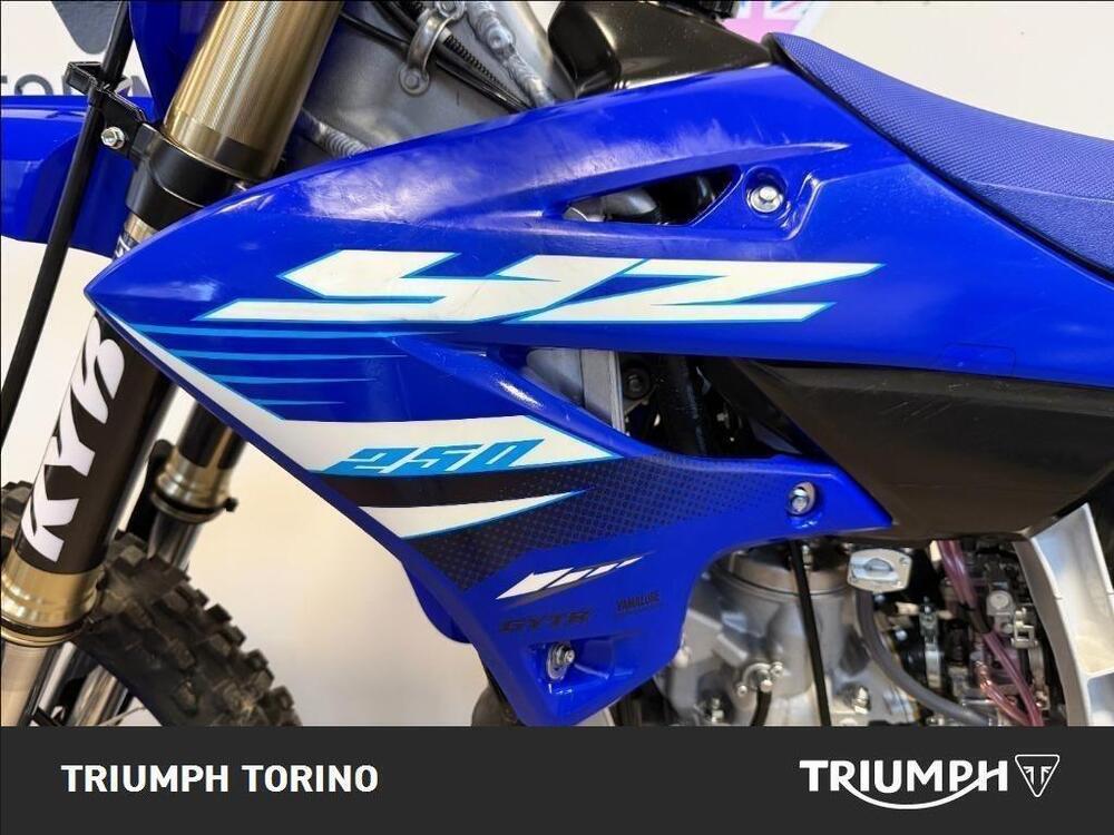 Yamaha YZ 250 (2025) (5)