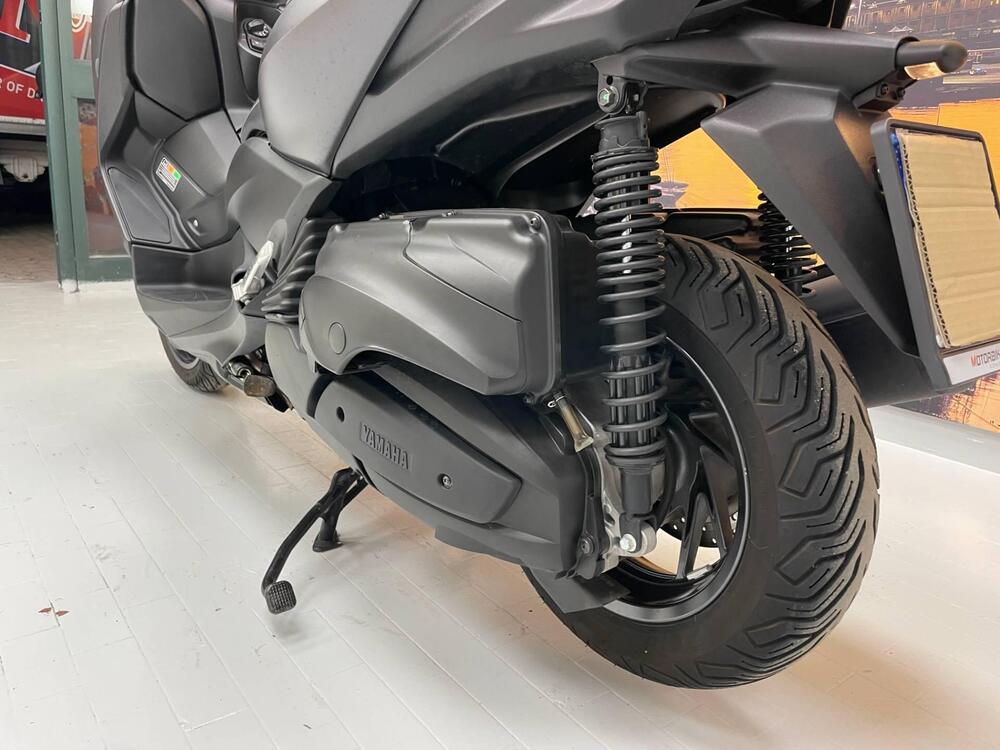 Yamaha X-Max 400 ABS (2017 - 20) (13)