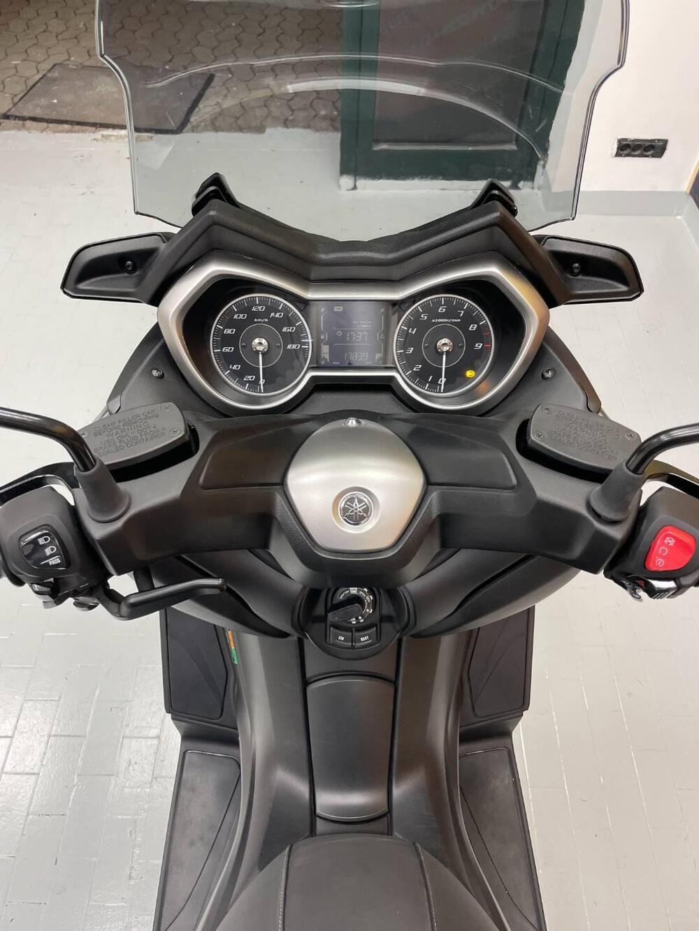 Yamaha X-Max 400 ABS (2017 - 20) (15)