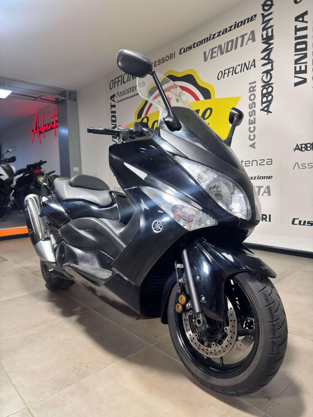 Yamaha T-Max 500 (2008 - 12) (2)