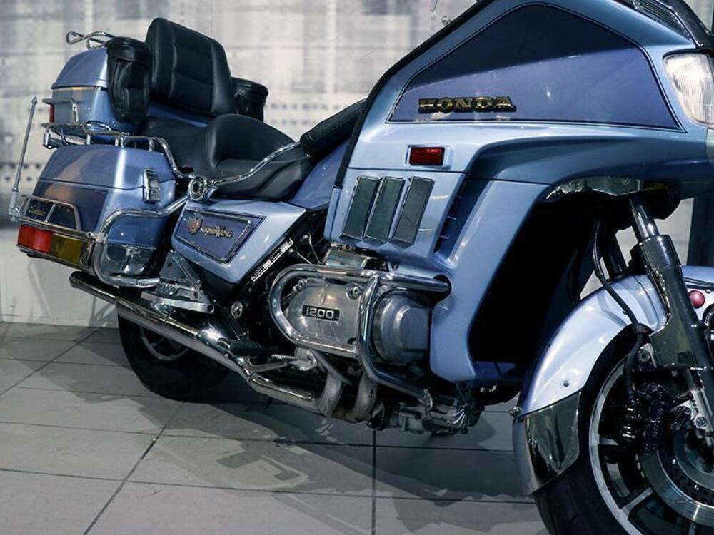 Honda GL 1200 Gold wing (4)