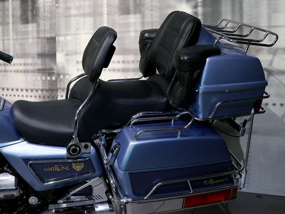 Honda GL 1200 Gold wing (5)