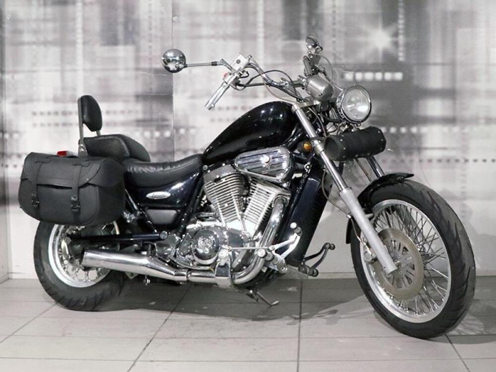 Suzuki VS 600 GLF Intruder (1996 - 98)