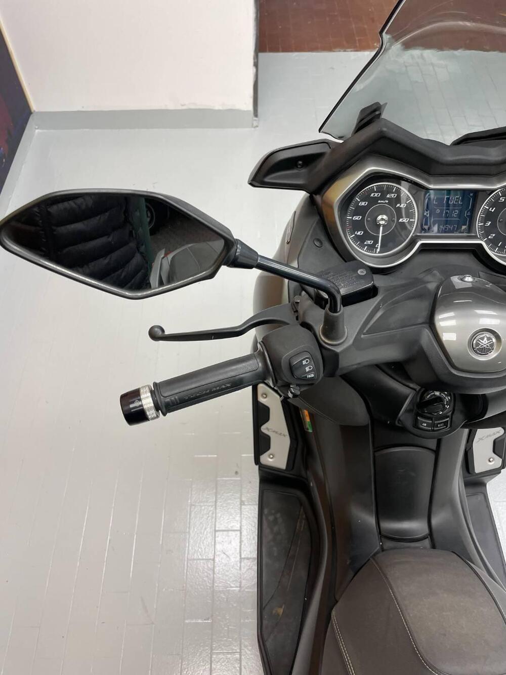 Yamaha X-Max 300 Tech Max (2021 - 24) (13)