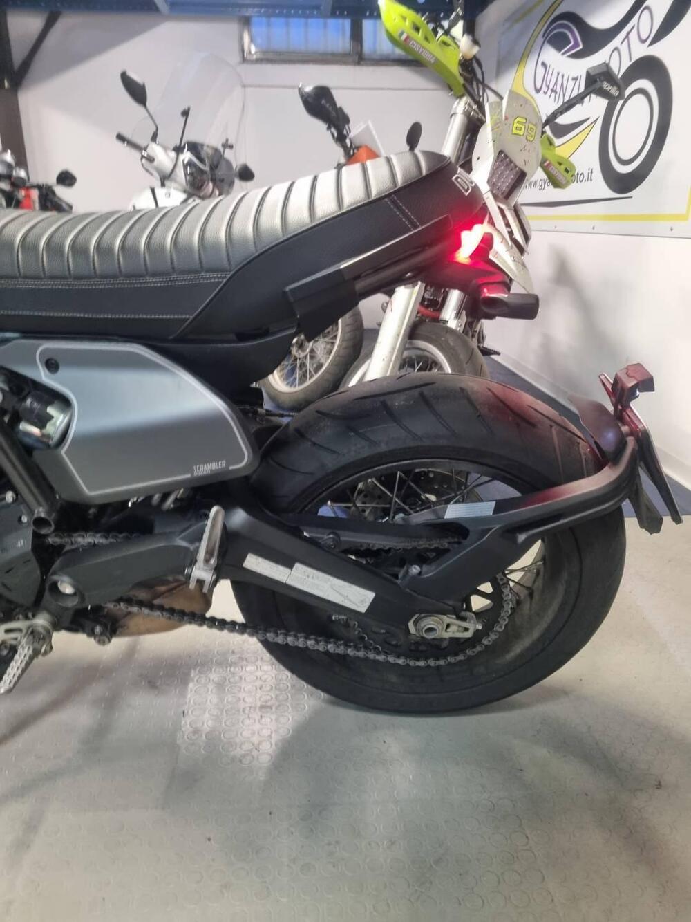 Ducati Scrambler 800 Cafè Racer (2017 - 21) (4)