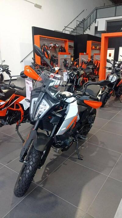 KTM 390 Adventure (2022 - 24) nuova