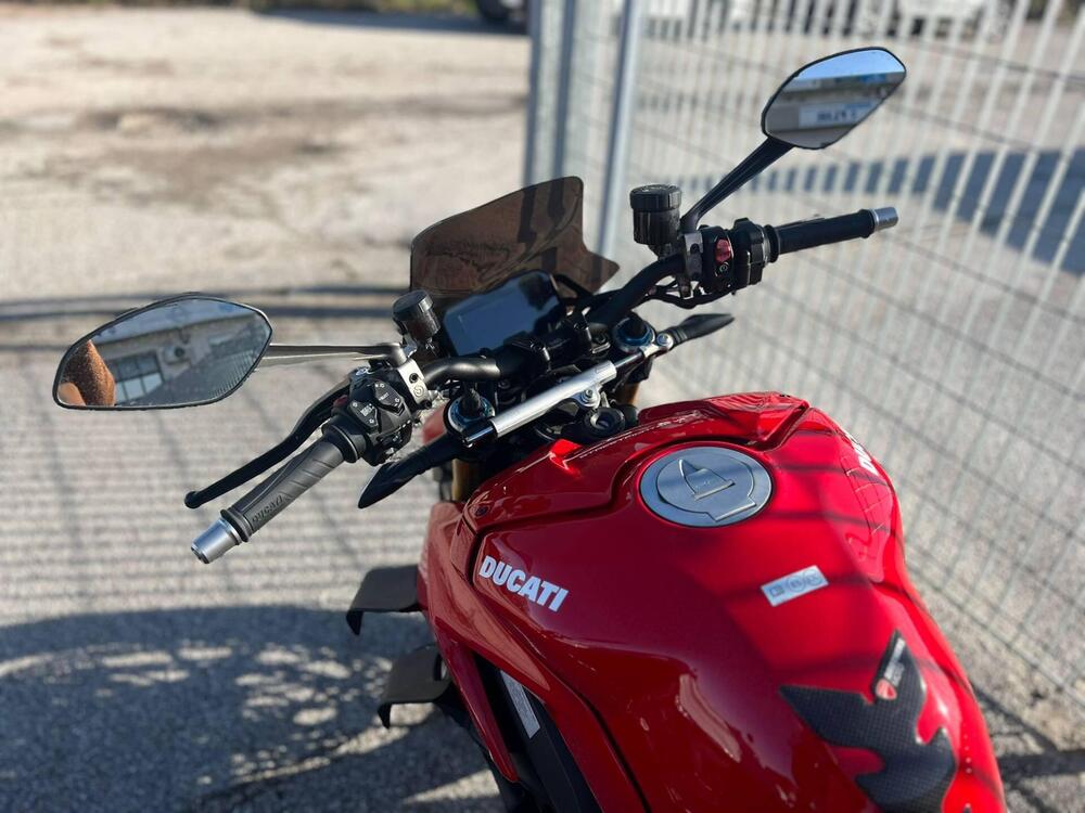Ducati Streetfighter V4 1100 S (2021 - 22) (5)